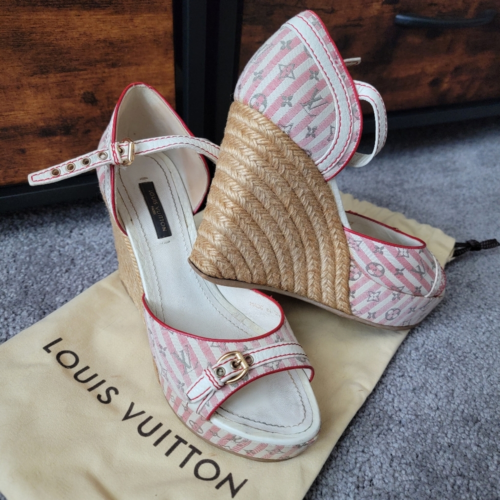 🟢Final Price!! Authentic Louis Vuitton Monogram Wedge shoes Size 7.5